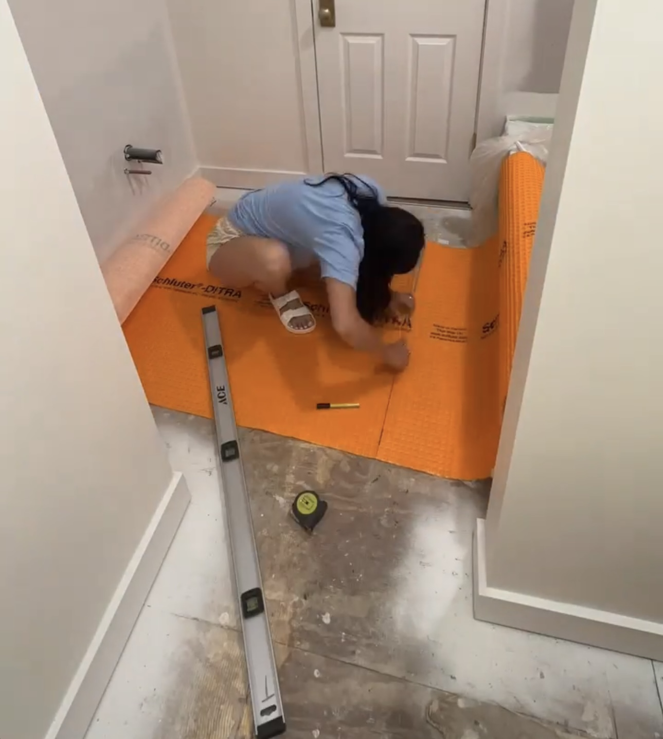 How to Tile a Bathroom Floor Newbuild Newlyweds