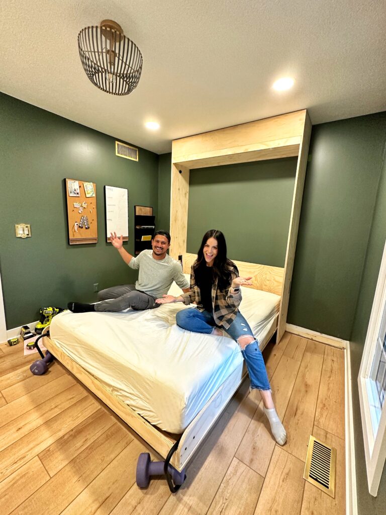 DIY Murphy Bed with Built-Ins - Newbuild Newlyweds